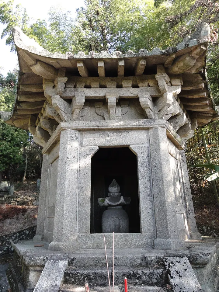 Yunju Mountain and Zhenru Temple (云居山真如寺)