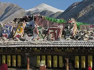 Xinzhai Jiana Mani Stone Pile (新寨嘉那嘛呢)