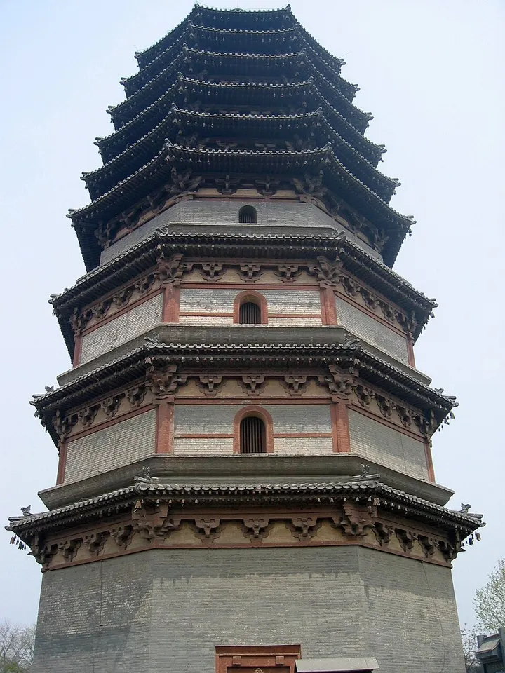 Lingxiao Pagoda (凌霄塔)