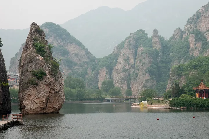 Bingyu Valley (冰峪沟)